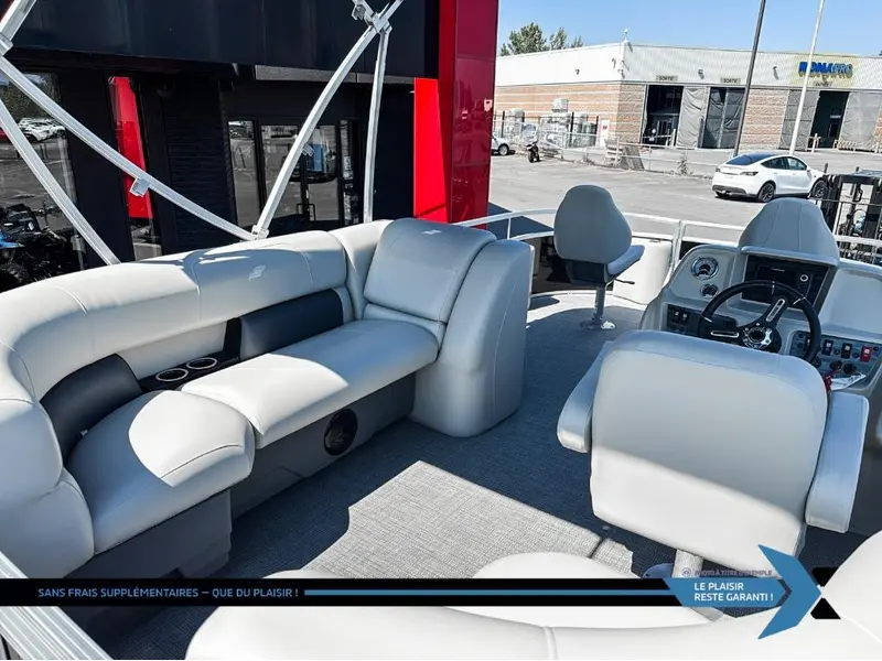 Starcraft Ponton LX 18F Fish de pêche moteur Suzuki 60HP inclus 2025