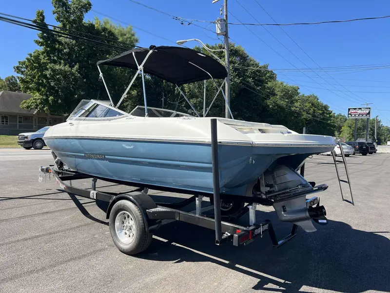 2020 Stingray Boat Co 208 LR **SEULEMENT 67 HEURES!!** thumbnail 8