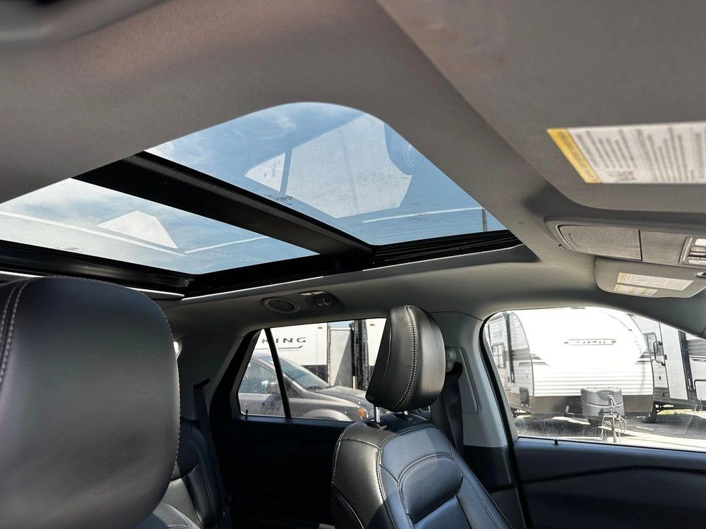 2022 Ford Explorer Xlt 4wd alt