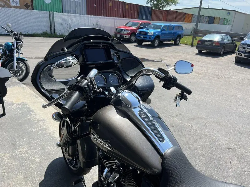 2023 Harley-Davidson FLTRT - Road Glide™ 3