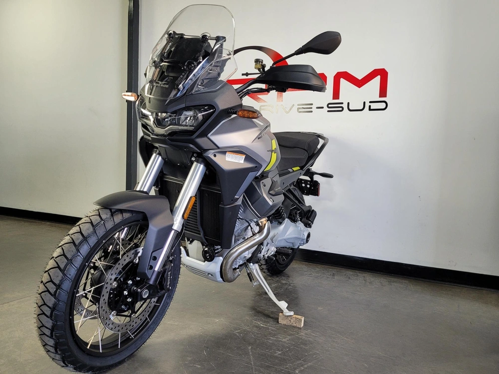 Moto Guzzi Stelvio 2025 alt