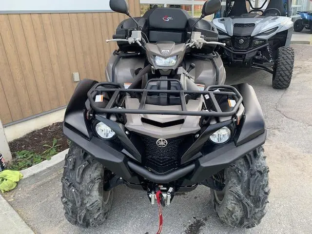 2024 Yamaha GRIZZLY 700 DAE SE Édition Canadienne