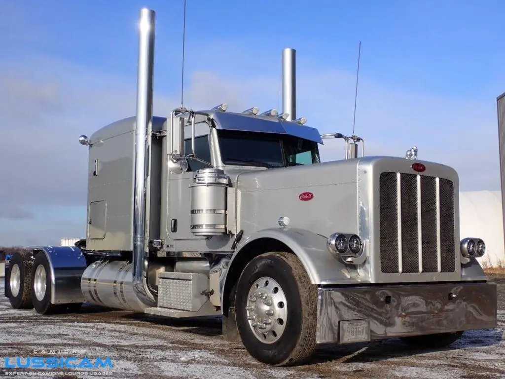 2023 Peterbilt 389
