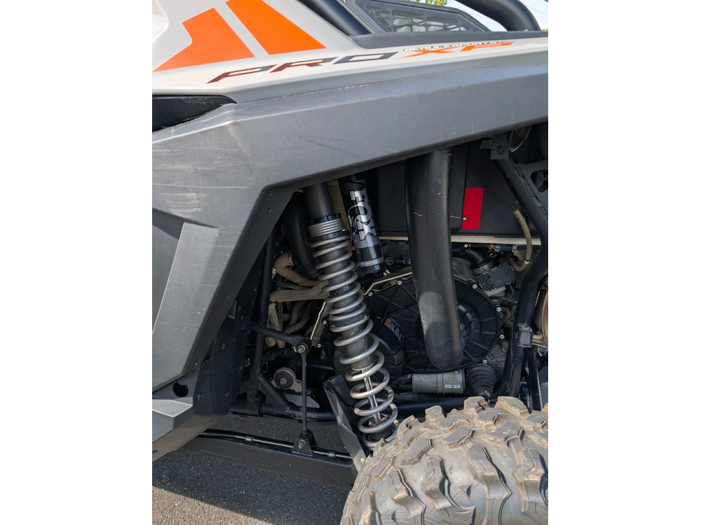 Polaris Rzr Pro Xp Sport Can-am Maverick, Yamaha Yxz, Honda Talon Et Autres Côte-à-côte Sport Haute Performance. 2023 alt