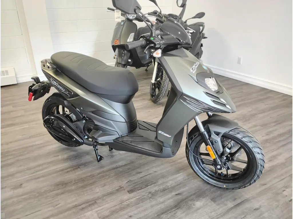 Vehicles Scooter 50 Piaggio Typhoon Piaggio Typhoon X 50 PIAGGIO