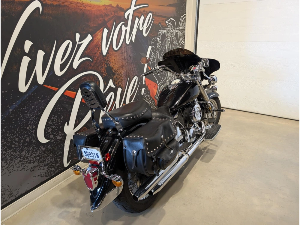 Yamaha V-star 1100 2003 alt