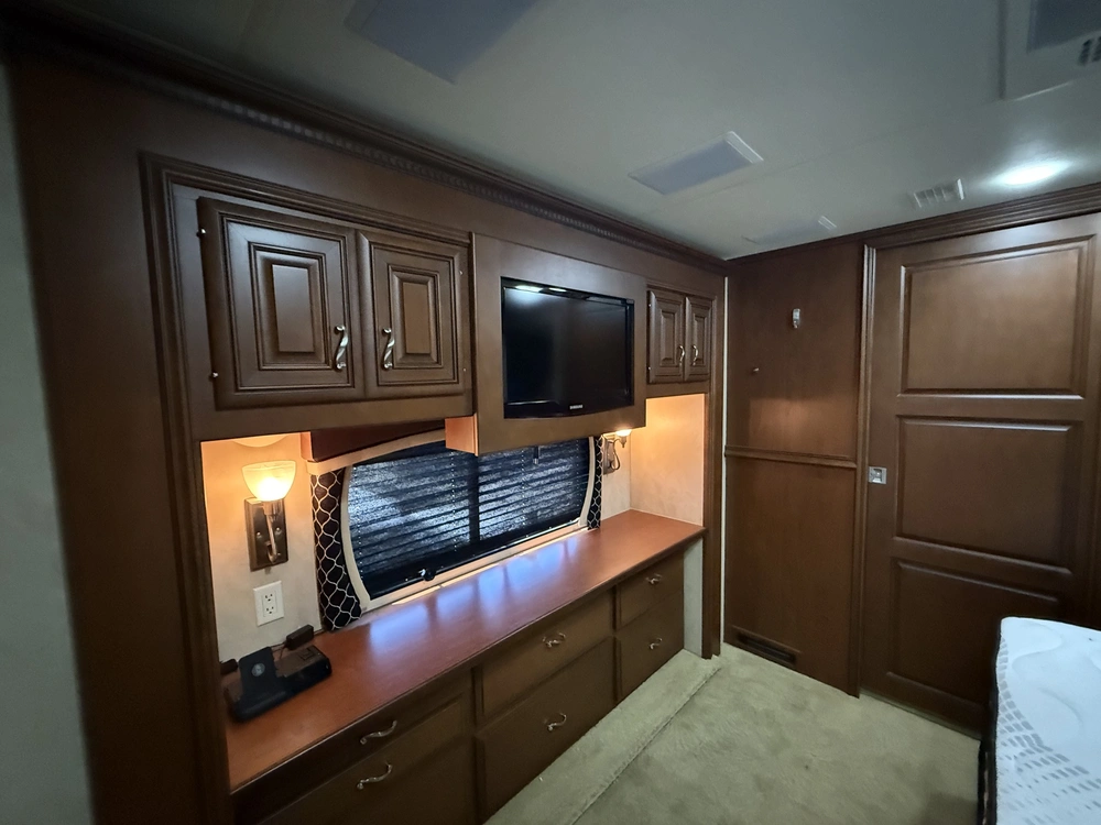 Entegra Coach Aspire 42rbq 2011 alt