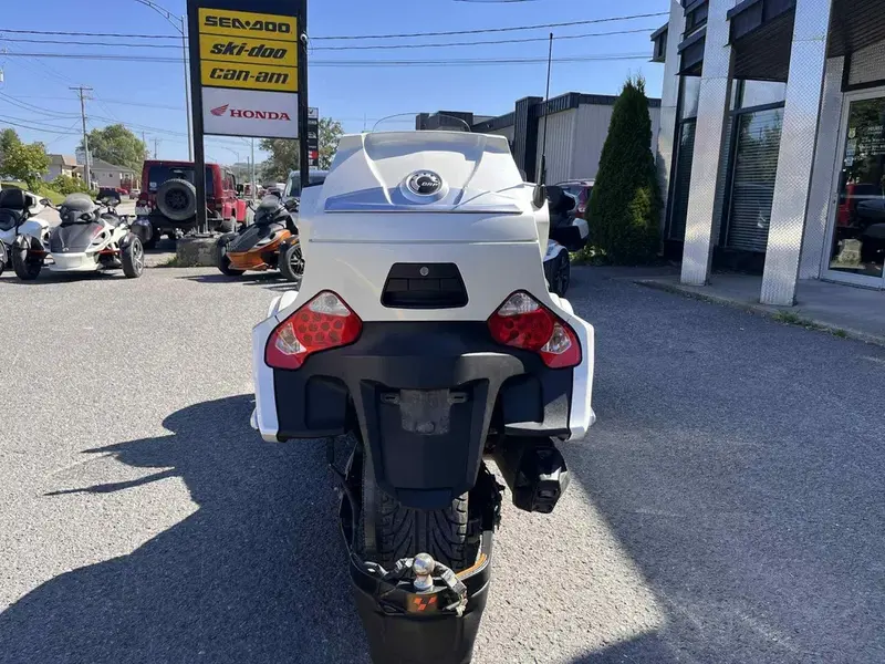 2017 Can-Am SPYDER RT-S