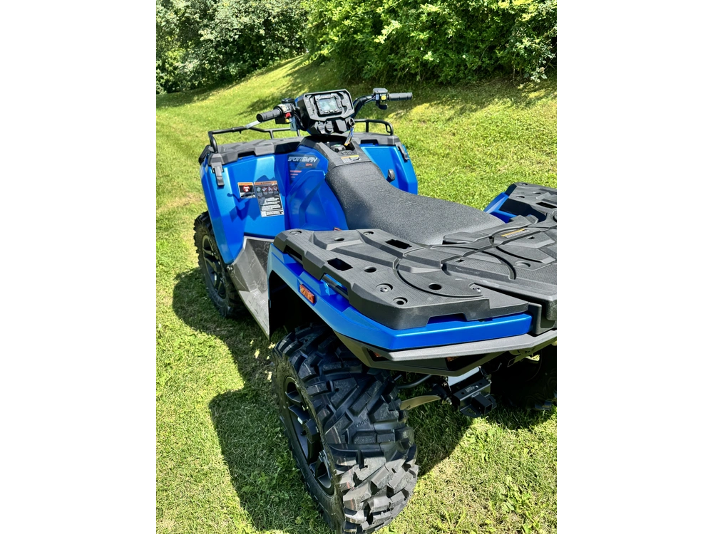 2025 Polaris Sportsman 570 Trail - Electric Blue Suspension Calibrée Sentier Québec alt