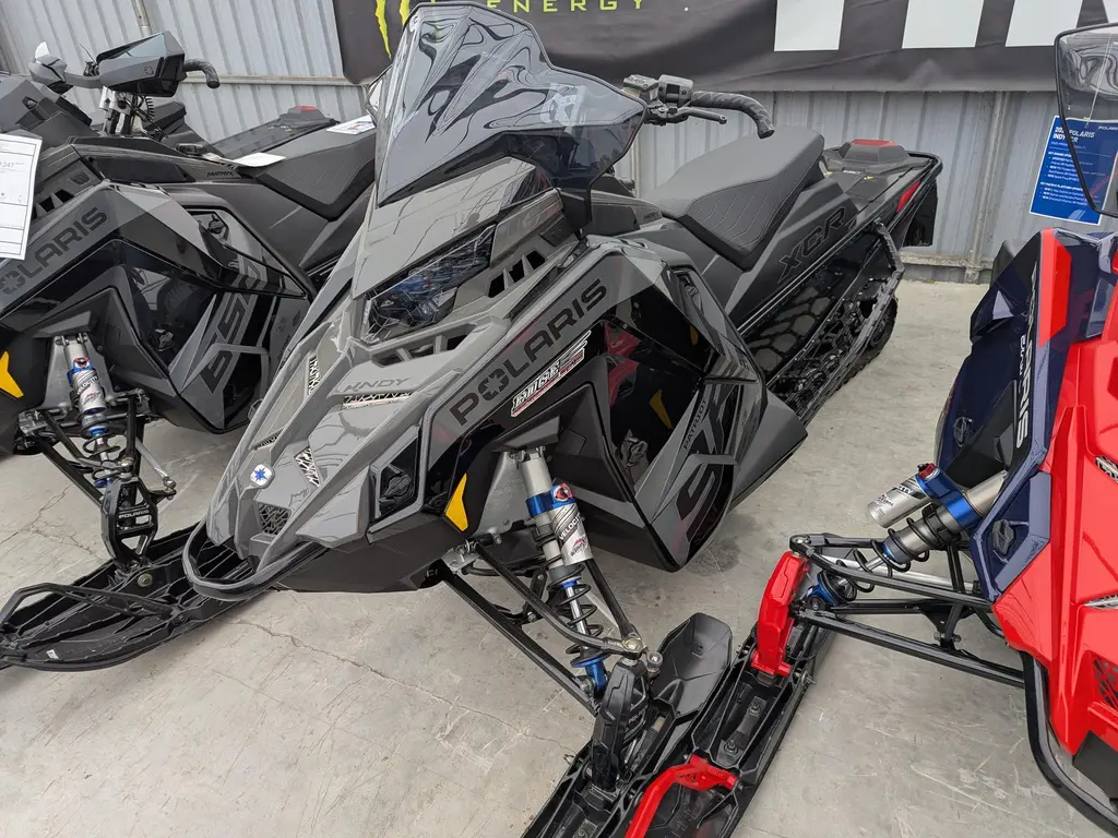 2025 Polaris 9R INDY XCR 128 - Demo