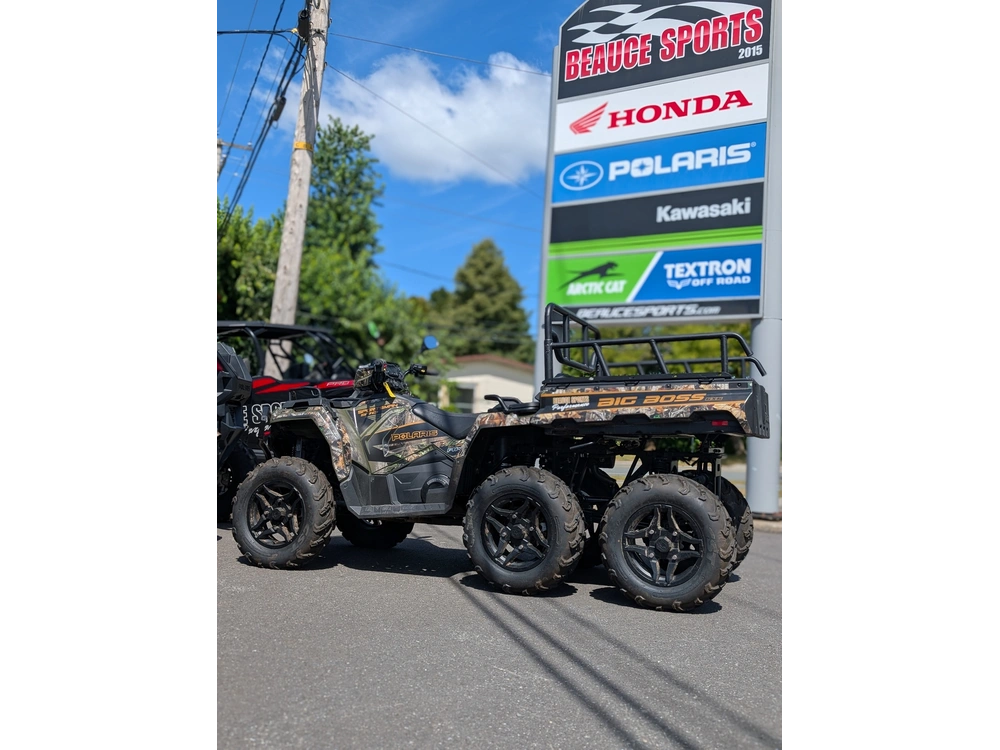 Polaris Sportsman 6x6 570 - Sage Green Comparaison: Can-am Outlander Max 6x6 650 / 1000 2025 alt