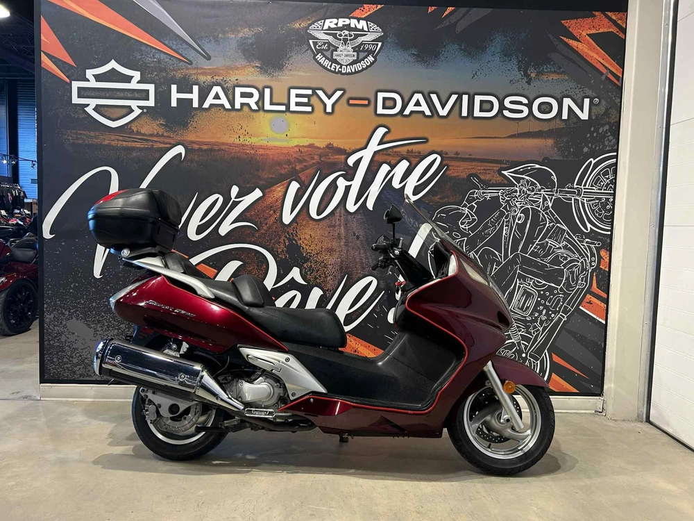 Honda Sylver Wing 600 2009 alt