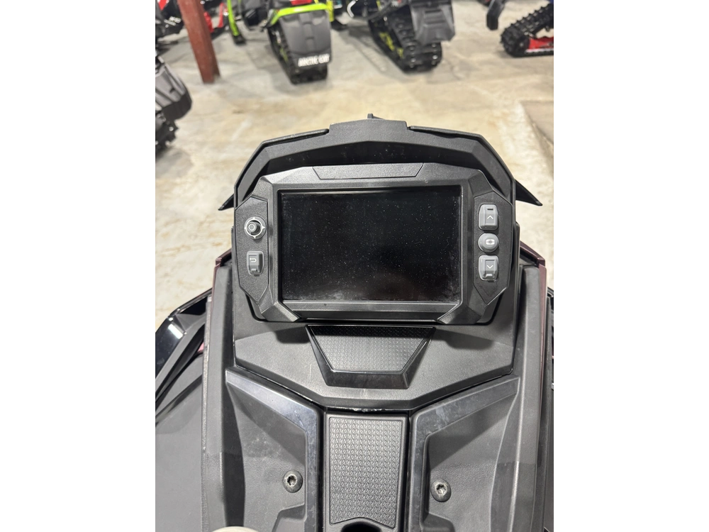 2025 Polaris Patriot 9r Rmk Khaos 155 Démo | Comparable @🔥 Ski-doo Freeride 154 Turbo 🔥 alt