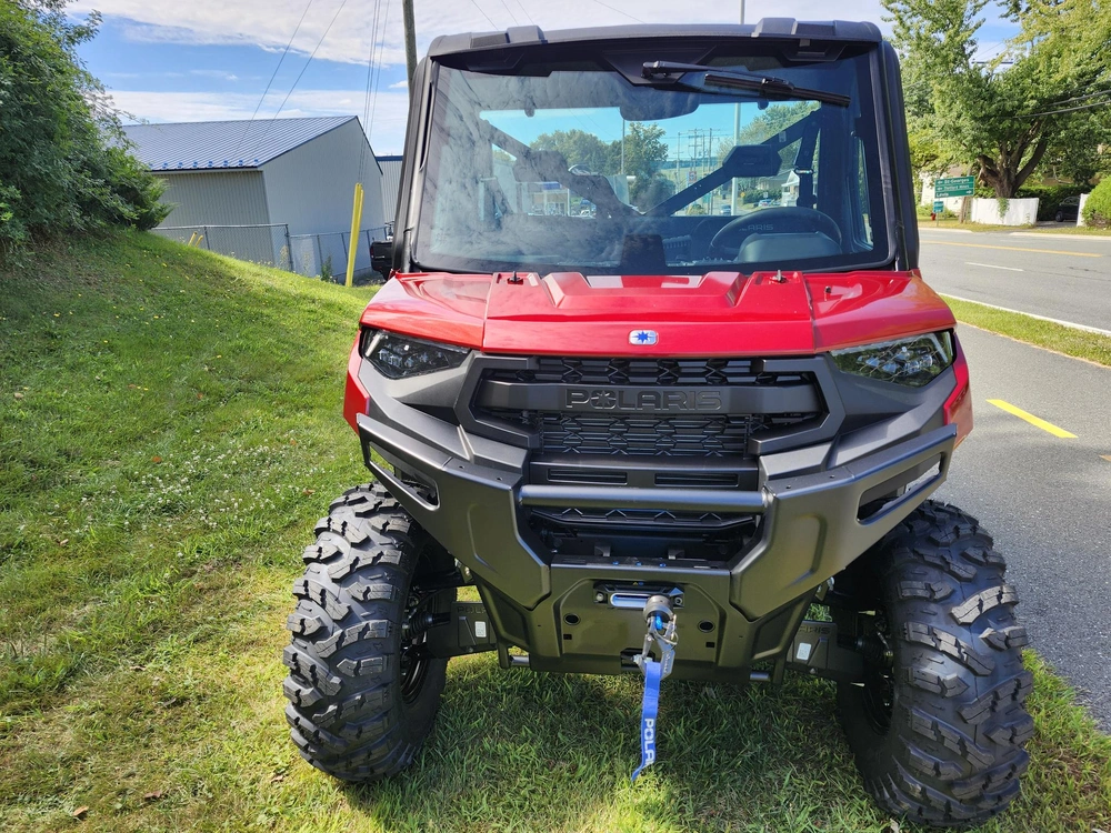 Polaris Ranger Xp 1000 Northstar Premium Sst Red Can-am Defender Limited, Honda Pioneer, Yamaha Wolverine 2026 alt