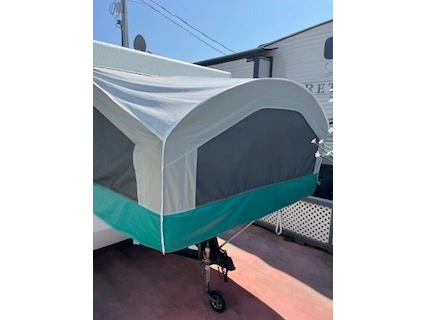 2008 Forest River Viking Epic 1906 alt