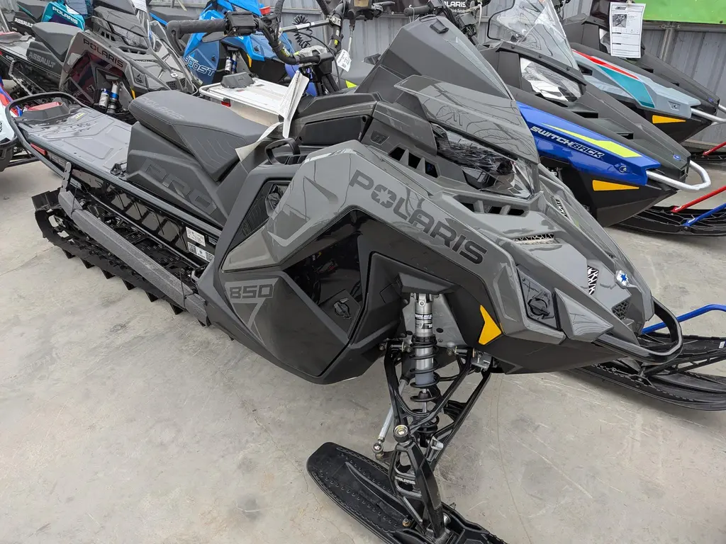 2024 Polaris 850 PRO RMK Slash 155 