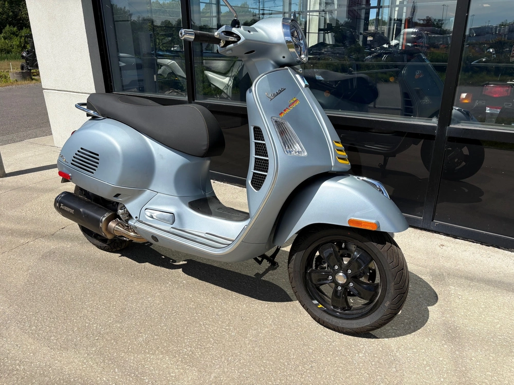 2022 Vespa Gts 300 Supertech 95 Km alt