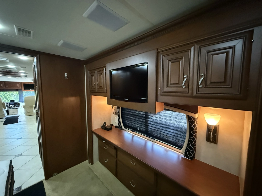 Entegra Coach Aspire 42rbq 2011 alt