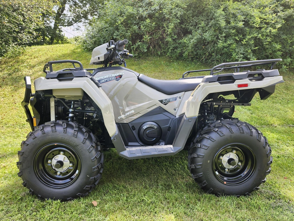 Polaris Sportsman 570 Eps - Desert Sand Direction Assistée Polaris Eps 2025 alt