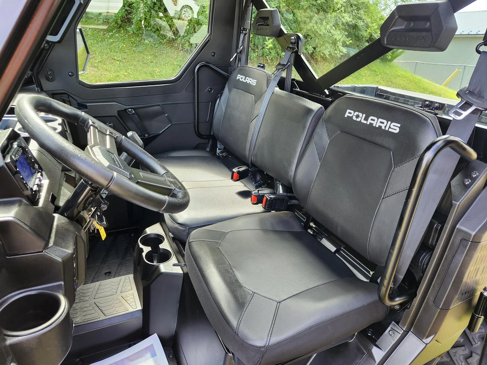 Polaris Ranger 1000 Premium Cabine Comparable À Can-am Defender, Honda Pioneer Et Yamaha Viking 2025 alt