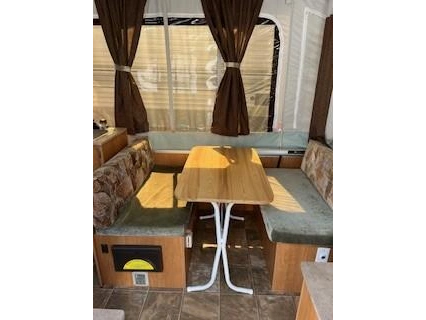 2008 Forest River Viking Epic 1906 alt