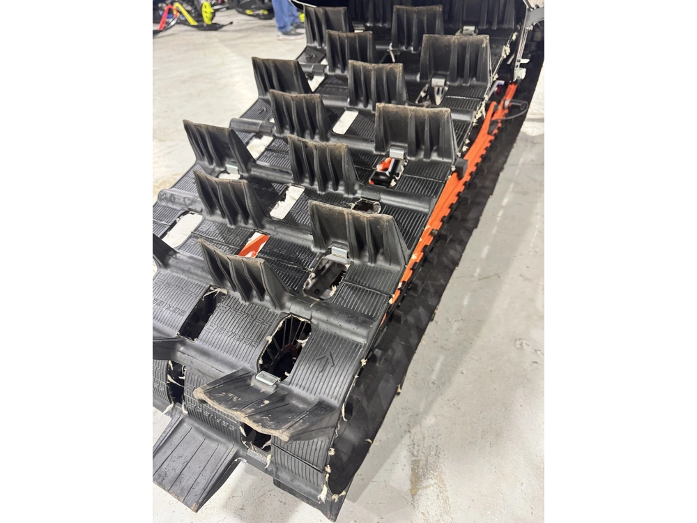 2025 Polaris Patriot 9r Rmk Khaos 155 Démo | Comparable @🔥 Ski-doo Freeride 154 Turbo 🔥 alt