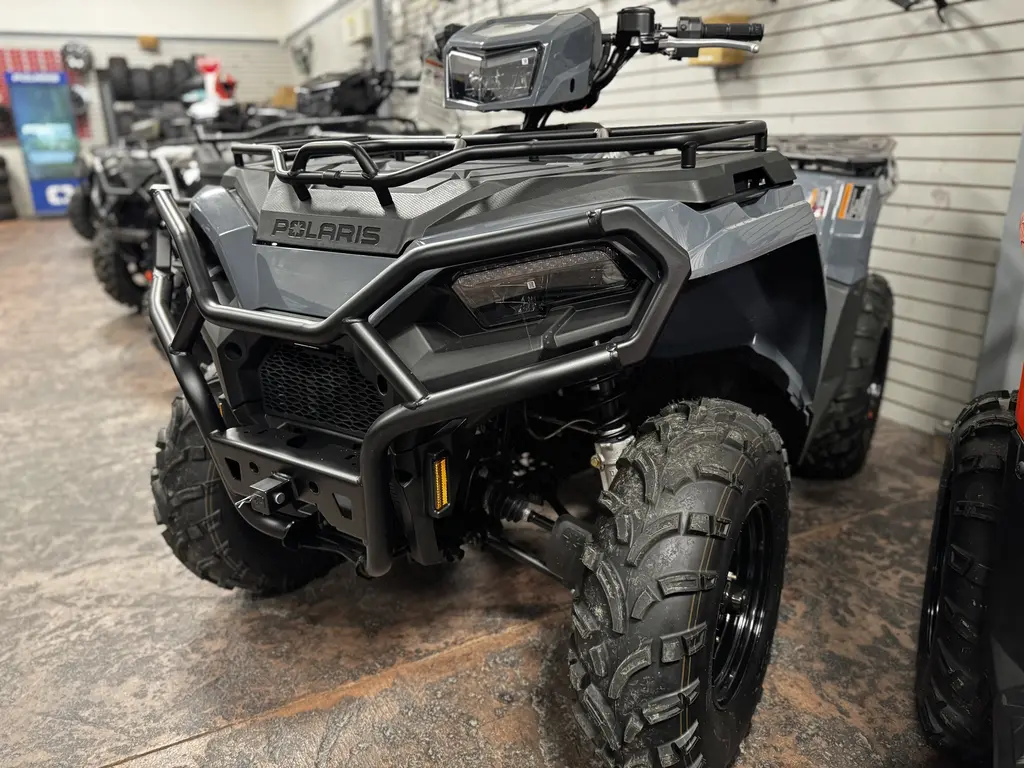 2025 Polaris SPORTSMAN 570 UTILITY HD - STEALTH GRAY