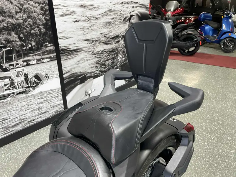 2023 Can-Am RYKER 900 SPORT **SIEGE PASSAGER INCLUS!!**