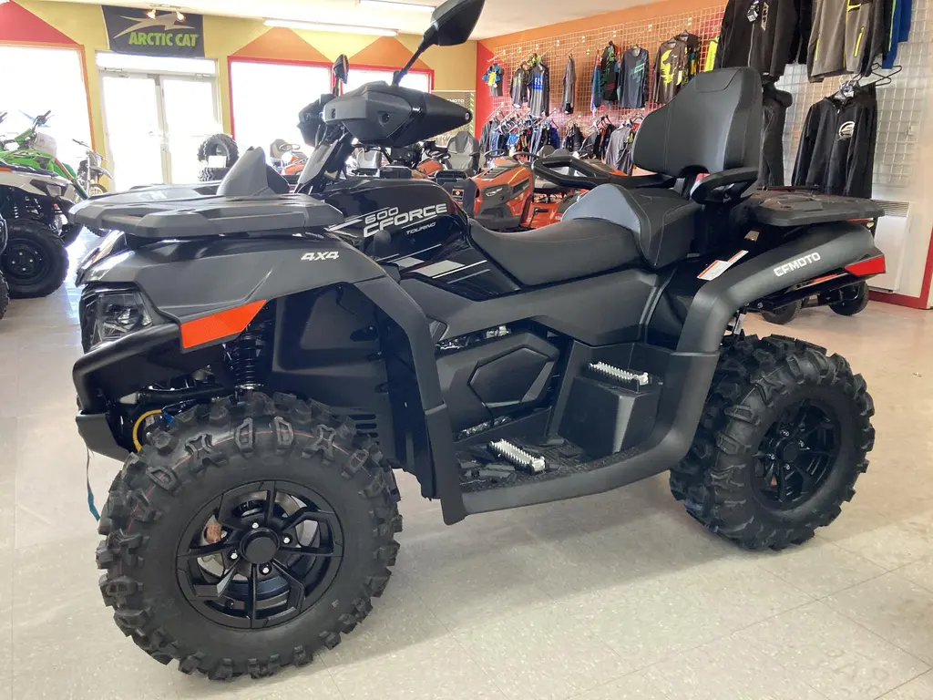 CFMOTO CFORCE 600 EPS TOURING  2025