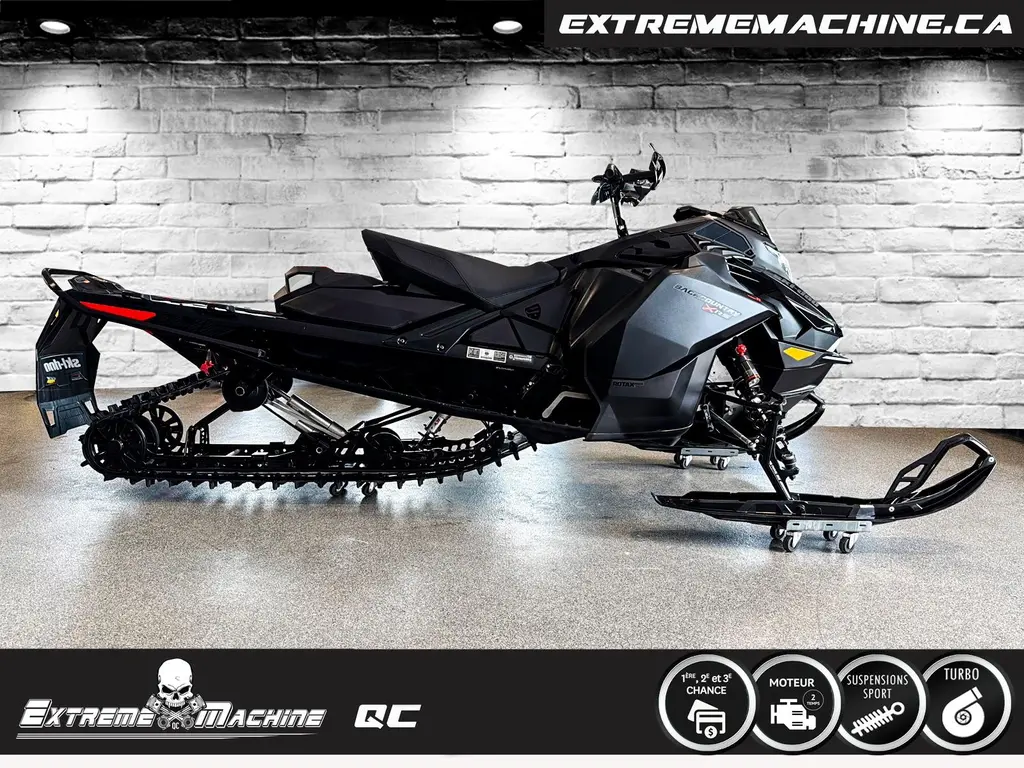 SKIDOO BACKCOUNTRY X-RS ® 850 E-TEC TURBO R 2025 - IMPECCABLE!!!