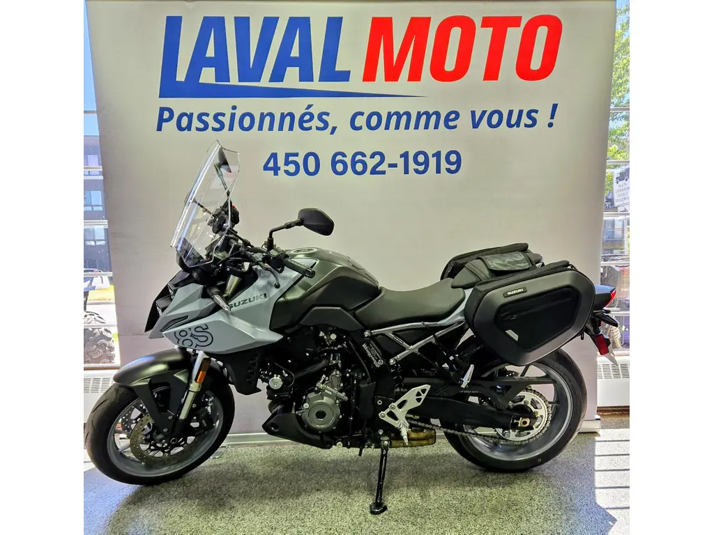 2024 Suzuki GSX-8S ( 800 CC )