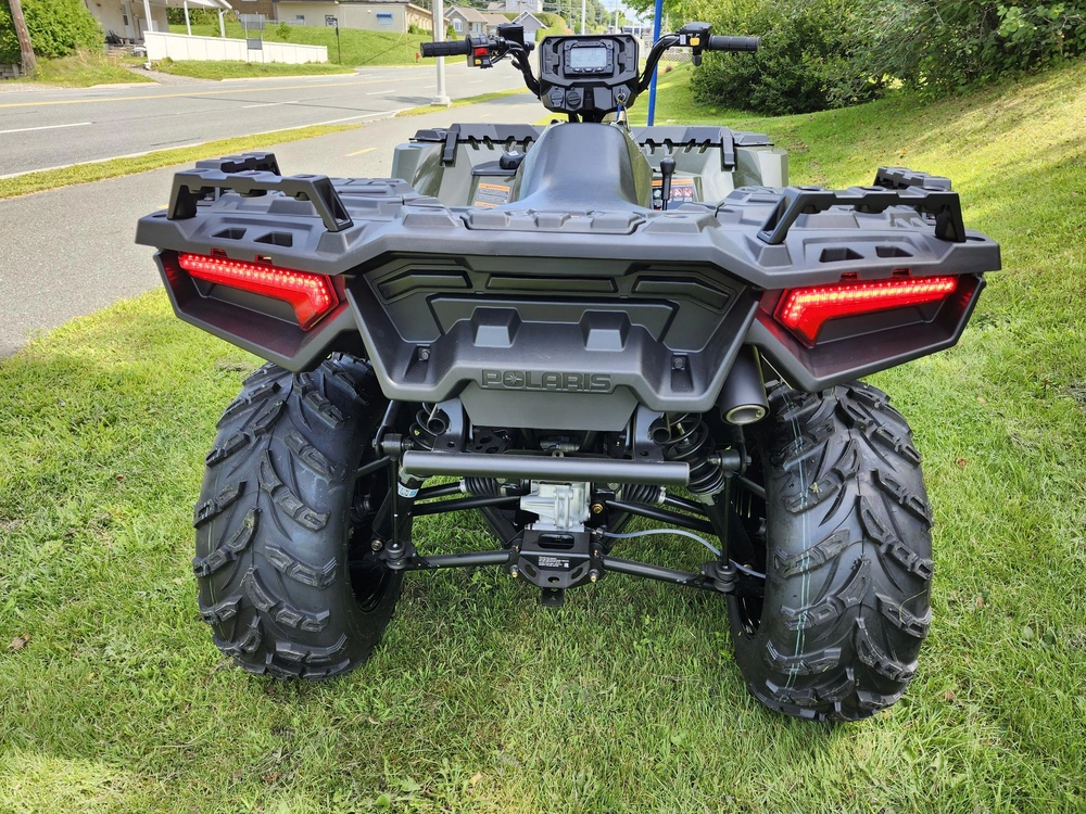 2025 Polaris Sportsman 850 - Sage Green Moteur Bicylindre Vs Kingquad 750 alt