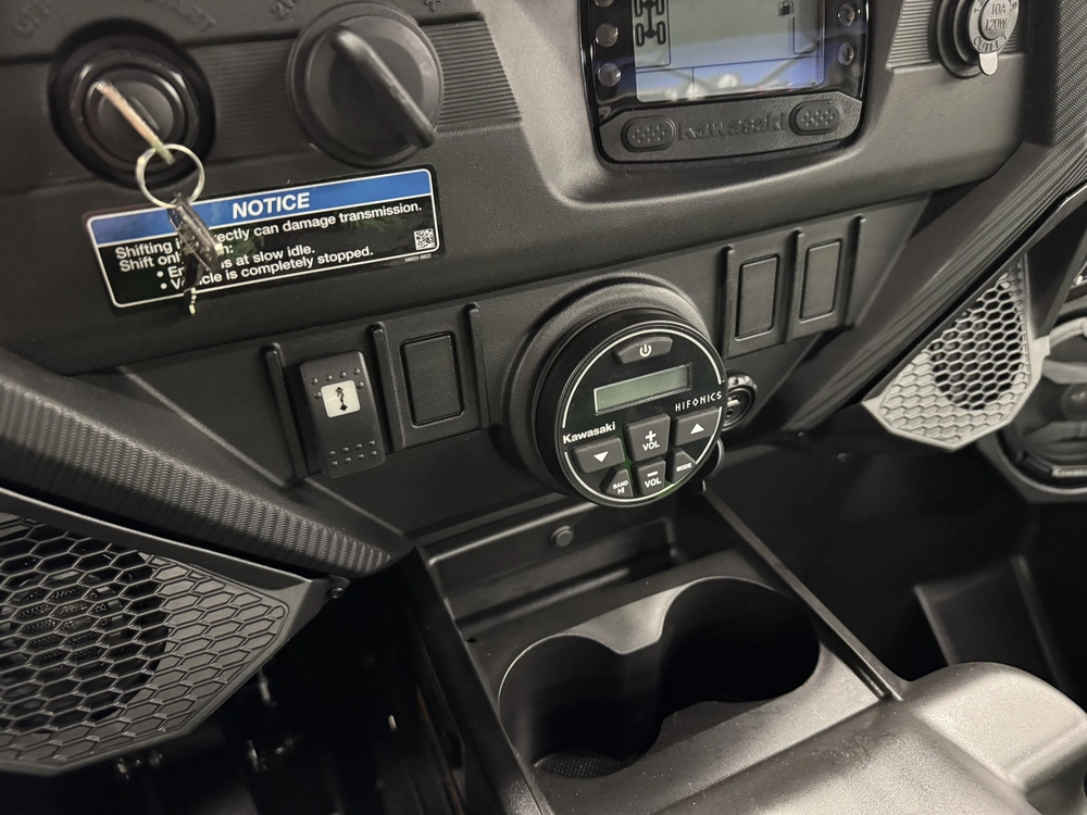 2025 Kawasaki Teryx4 S Se alt