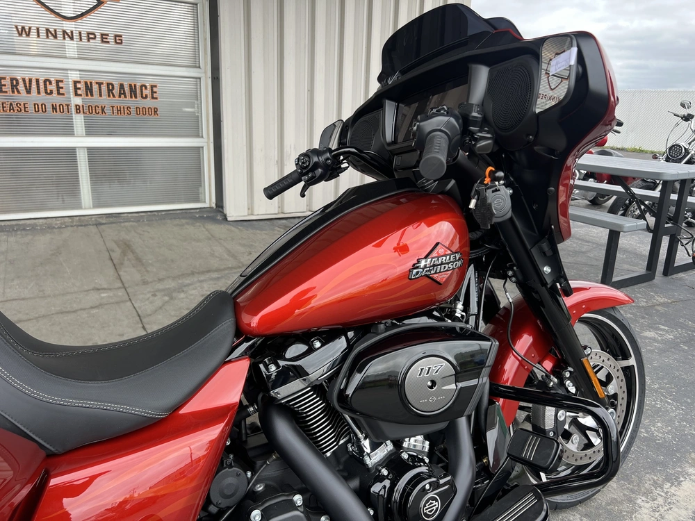 2025 Harley-davidson Street Glide alt