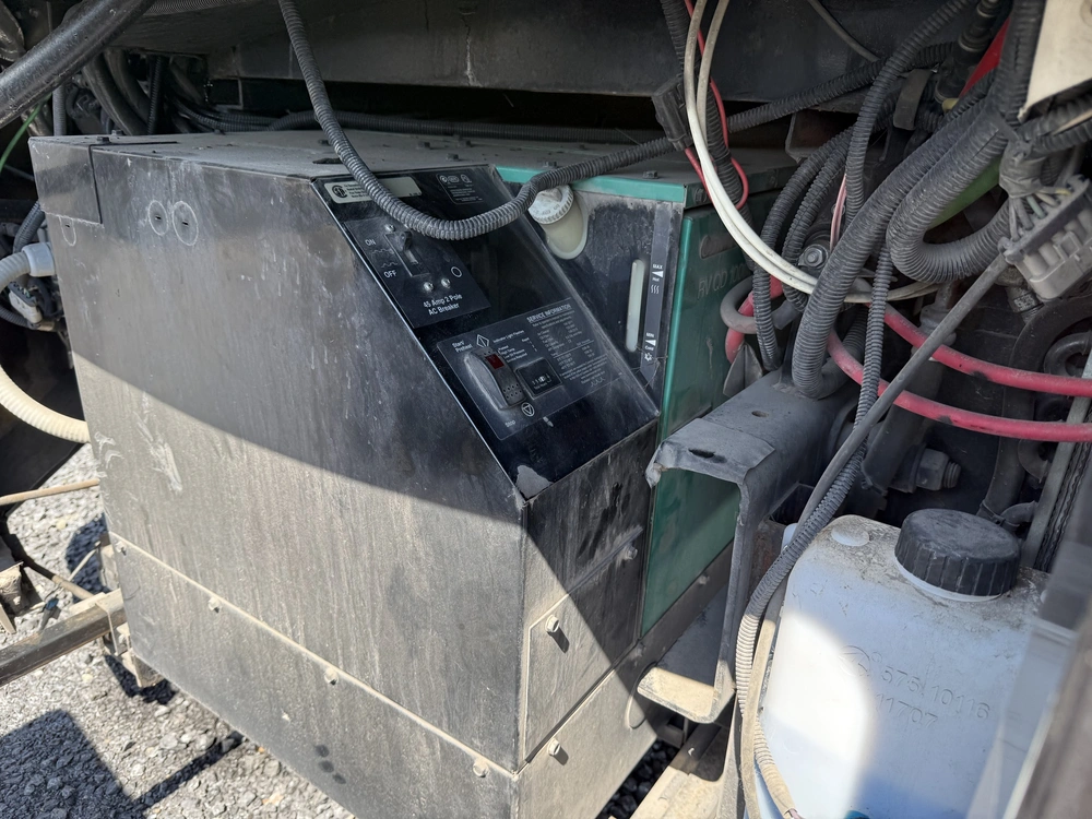 Entegra Coach Aspire 42rbq 2011 alt