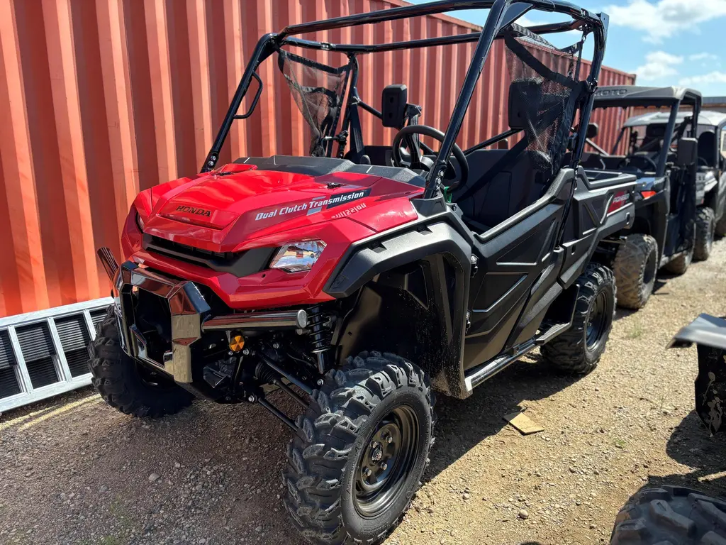 2025 Honda PIONEER 1000 DLX