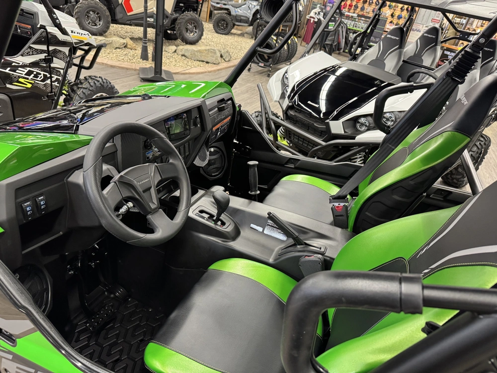 2025 Kawasaki Teryx4 S Se alt