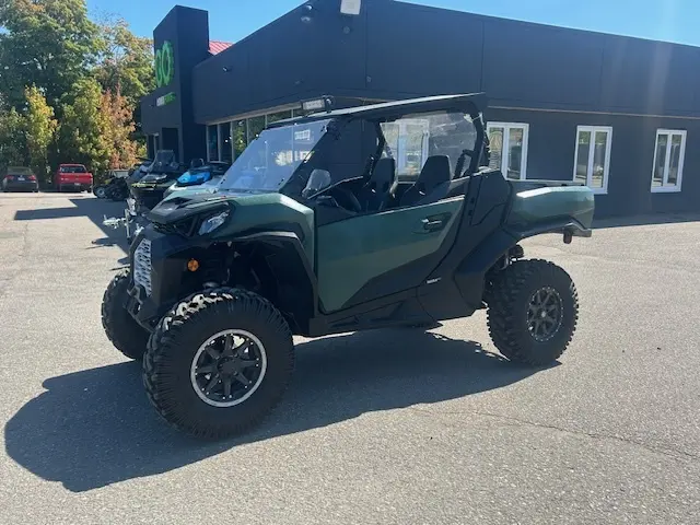 2023 Can-Am Commander DPS 1000