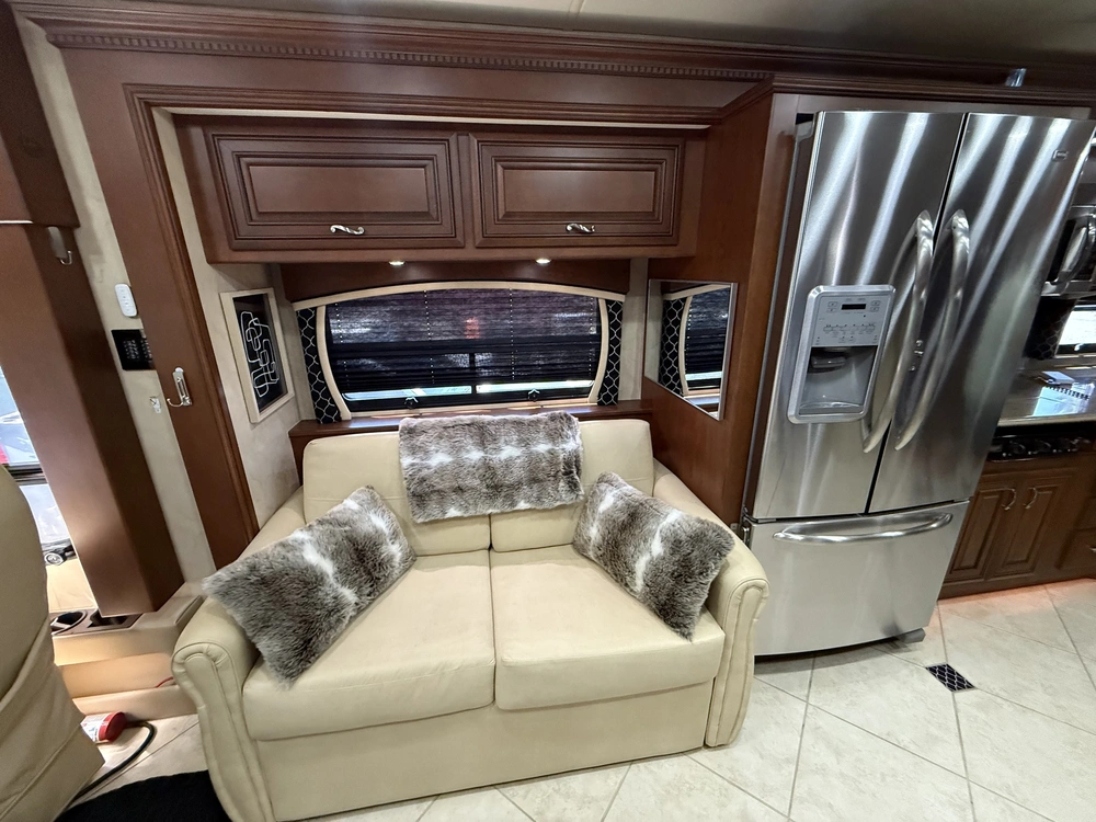 Entegra Coach Aspire 42rbq 2011 alt