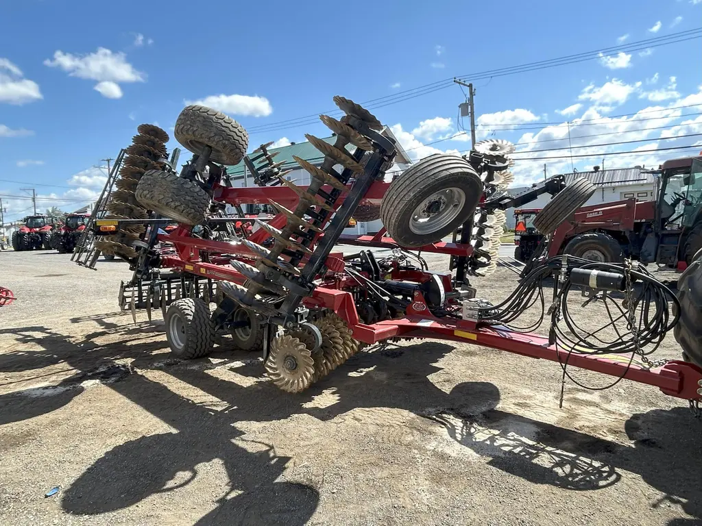 Case IH True-Tandem 335 Barracuda 2021