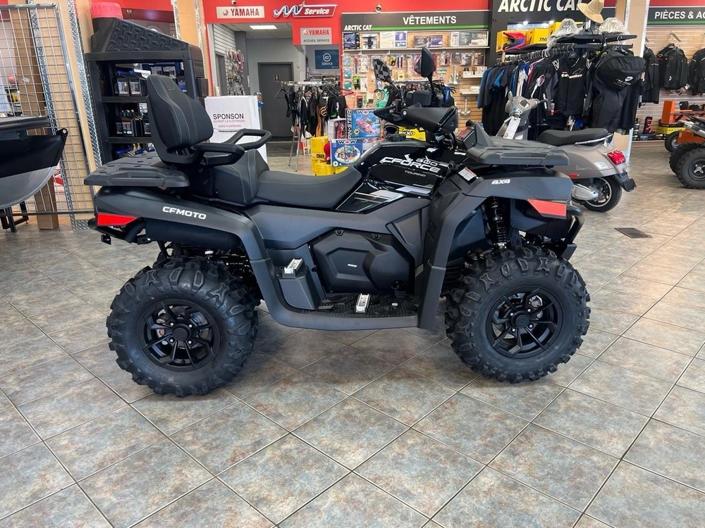 2025 Cfmoto Cforce 600 Touring alt