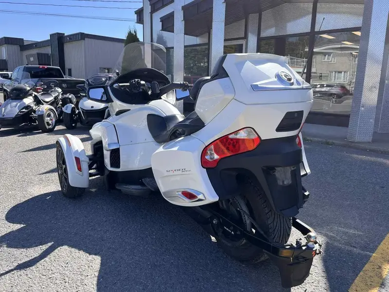 2017 Can-Am SPYDER RT-S