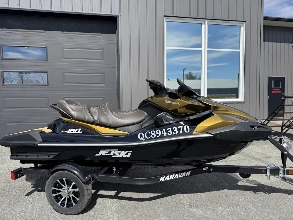 2023 Kawasaki ULTRA 160LX Audio
