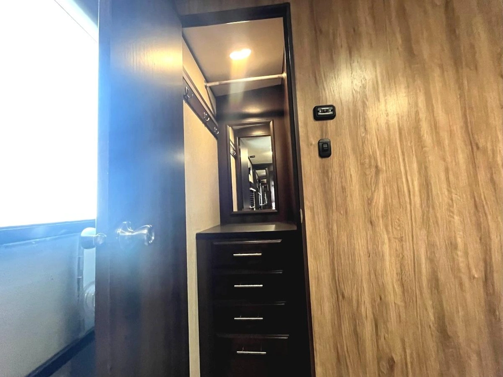 Jayco White Hawk 32bhs 2019 alt