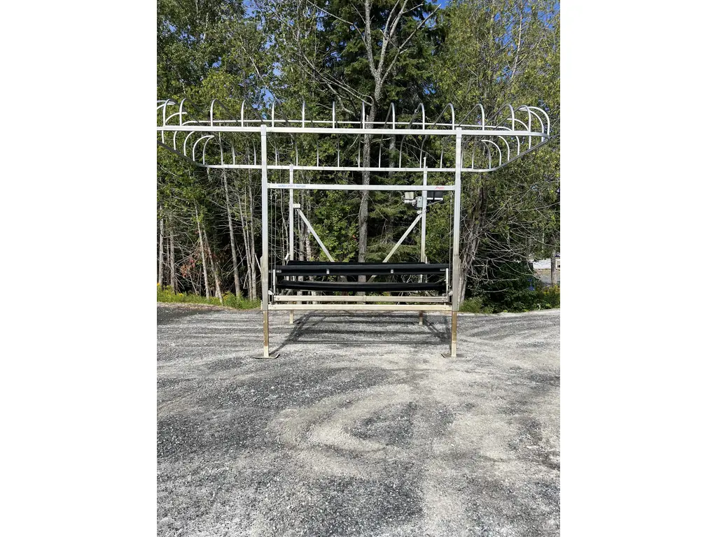 2017 ÉLÉVATEUR BATEAU/PONTON 3500LBS Élevateur