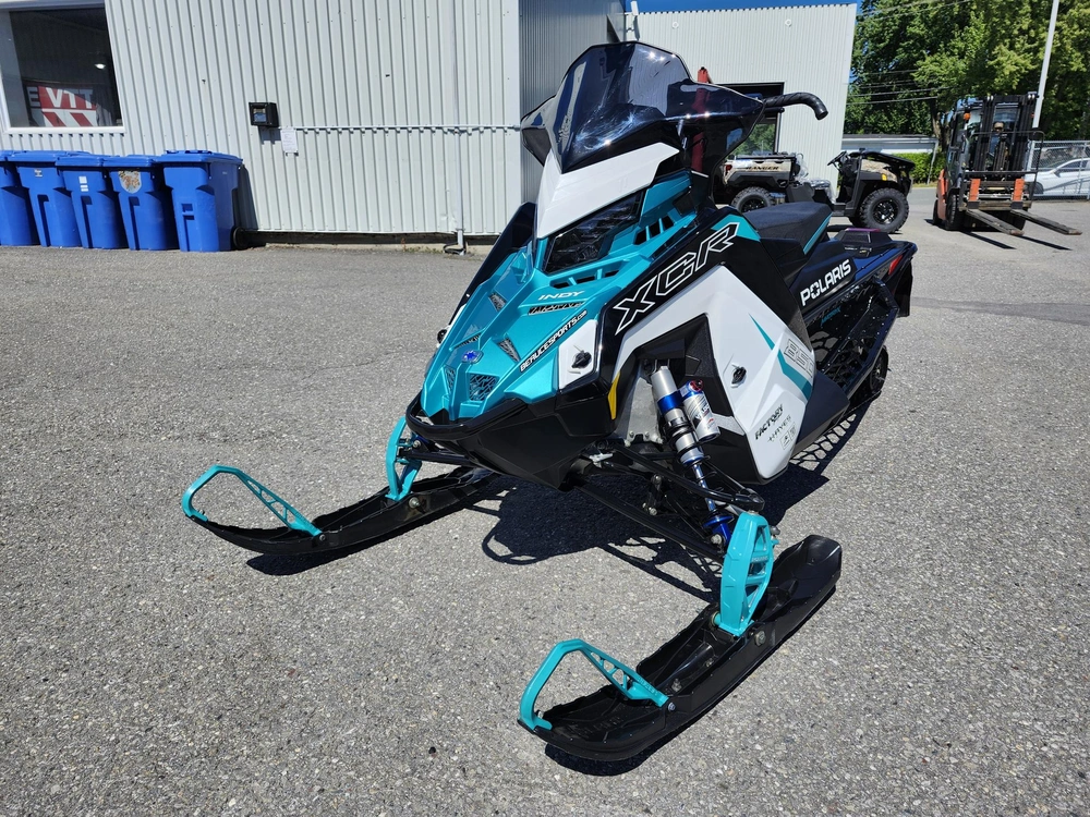 2023 Polaris 850 Indy Xcr 136 |🟡 Comparable Ski-doo Mxz X-rs 850 🟡 alt