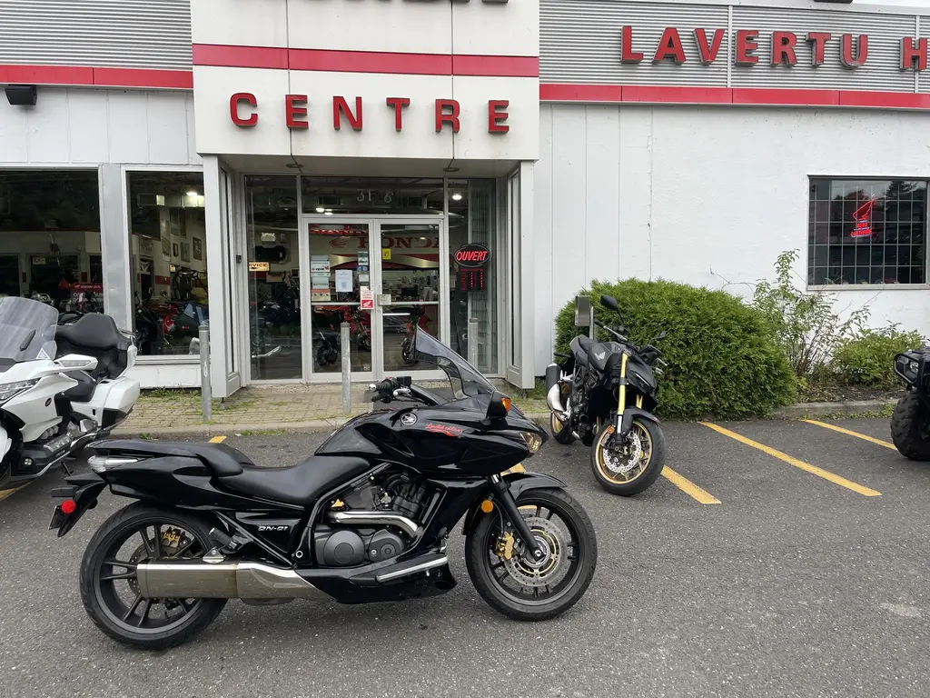 2009 Honda NSA 700 DN-01