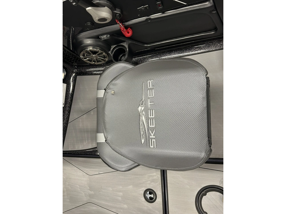 2021 Skeeter Solera 189 alt