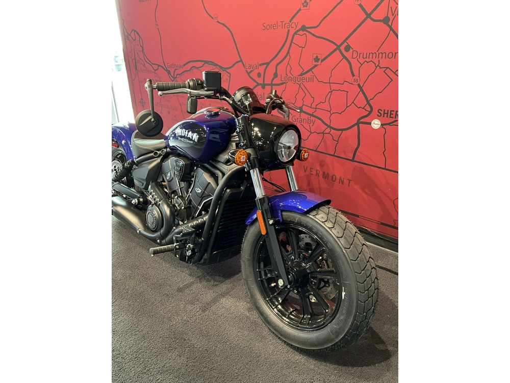 2025 Indian Motorcycle Scout Bobber Limited With Technology Package alt