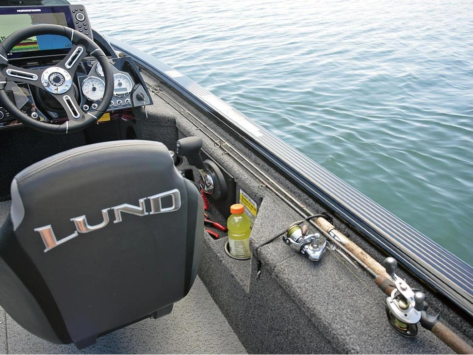 2025 Lund Boat Co 2075 Pro V Bass Xs alt